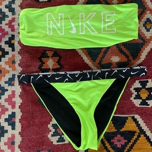 Nike bandeau bikini